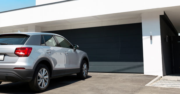 Double garage door New York